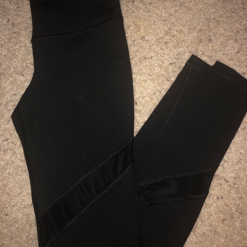Never Before Worn Leggings With Mesh Detailing!!